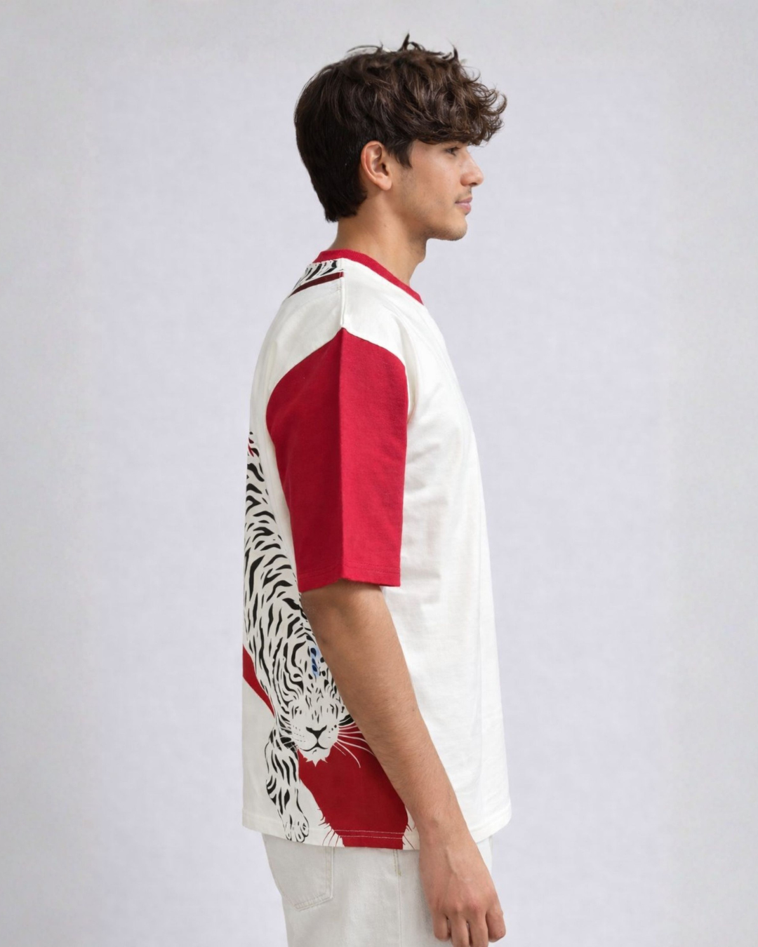 Wild Strike Oversized T-shirt